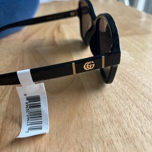 Gucci sunglasses new with tags